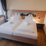 Restaurant Roessl Szálloda 3*